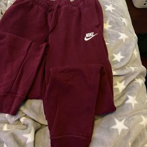 worn once nike woman sweats